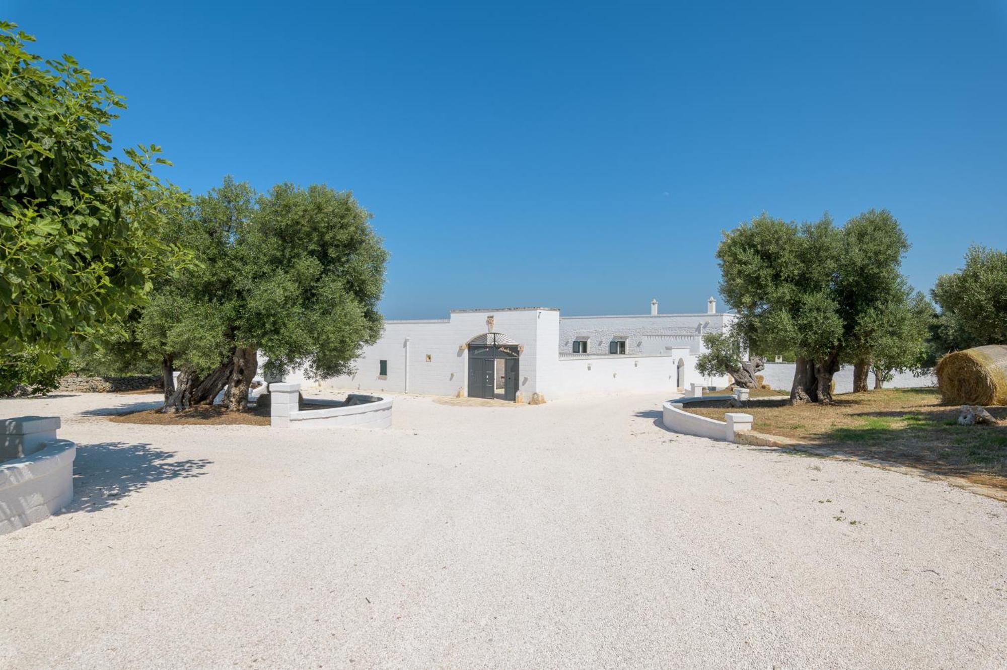 Masseria Abadia Uno 오스투니 외부 사진
